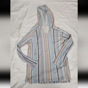 Above & beyond Women's size medium blue striped Hooded blouse #A4